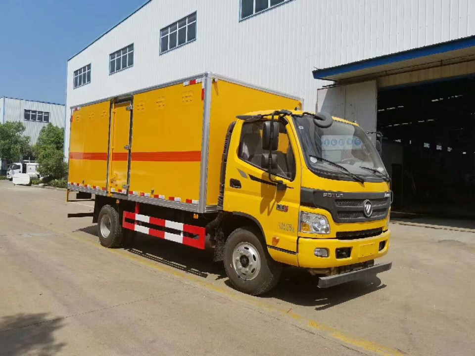 湖北程力福田歐馬可7噸爆破器材運(yùn)輸車 (12)