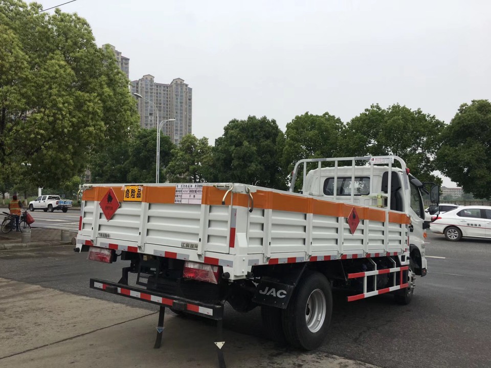 湖北程力江淮駿鈴V5氣瓶運輸車 (3)