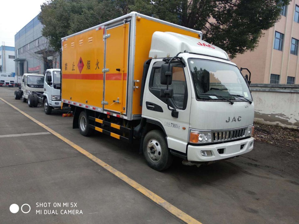 湖北程力2類江淮駿鈴米2易燃氣體廂式氣瓶運輸車 (4)