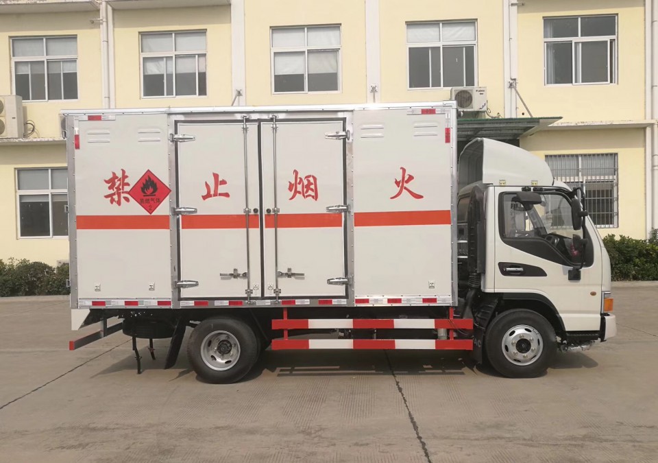 湖北程力2類江淮駿鈴4米2易燃氣體廂式氣瓶運輸車 (14)