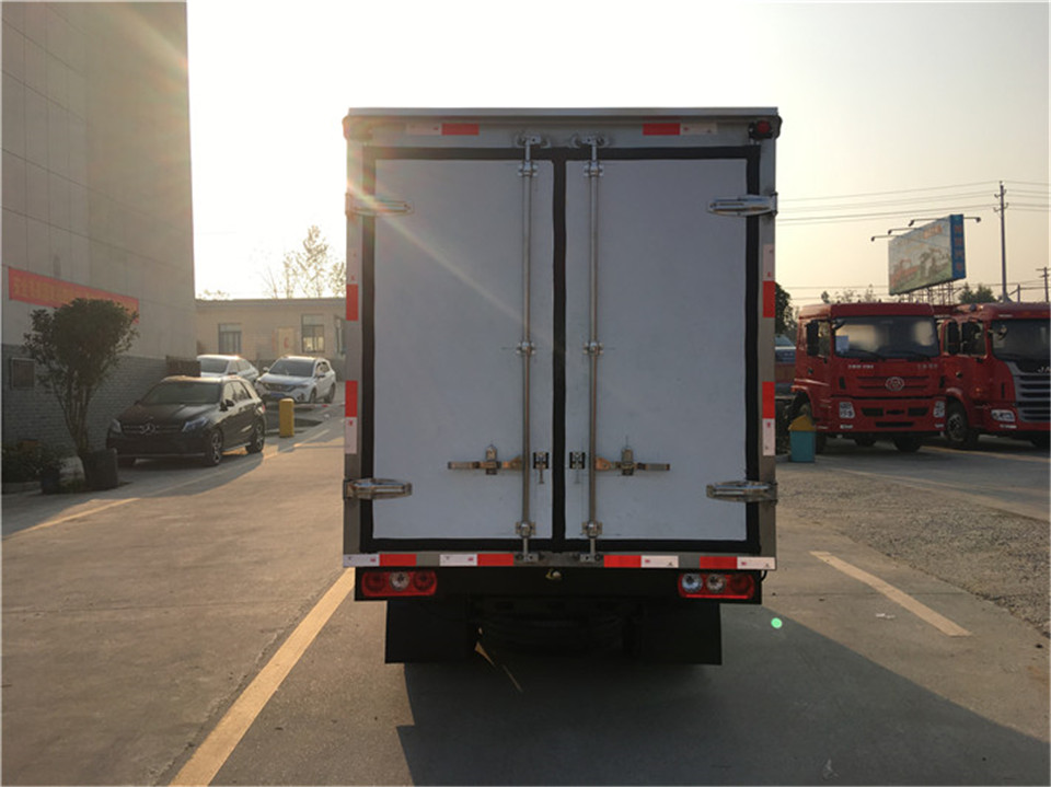 躍進小福星S50(柴油)3米5程力小型冷藏車 (7)