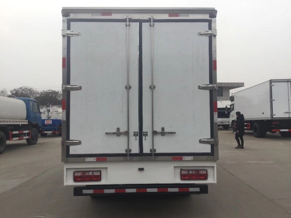 江淮帥鈴(寬體)程力4米2冷藏車 (3)